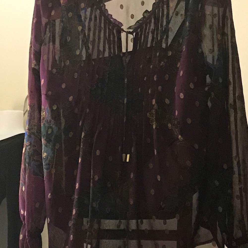 Liz Claiborne medium two peas but attached frilly